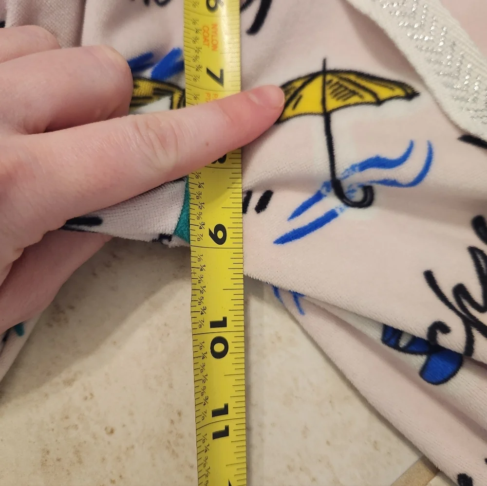 FRIENDS Pajamas Set‎ Women’s Size S Central Perk Pink Pants Shirt #SS1040